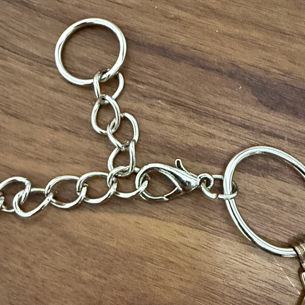 Oval & Round Geometric Chain Link Silver Tone Adjustable Belt. Length 39 inches. - Picture 3 of 3
